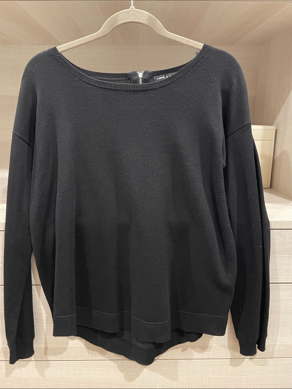 Cable & Gauge Black Scoop Neck Lightweight Sweater